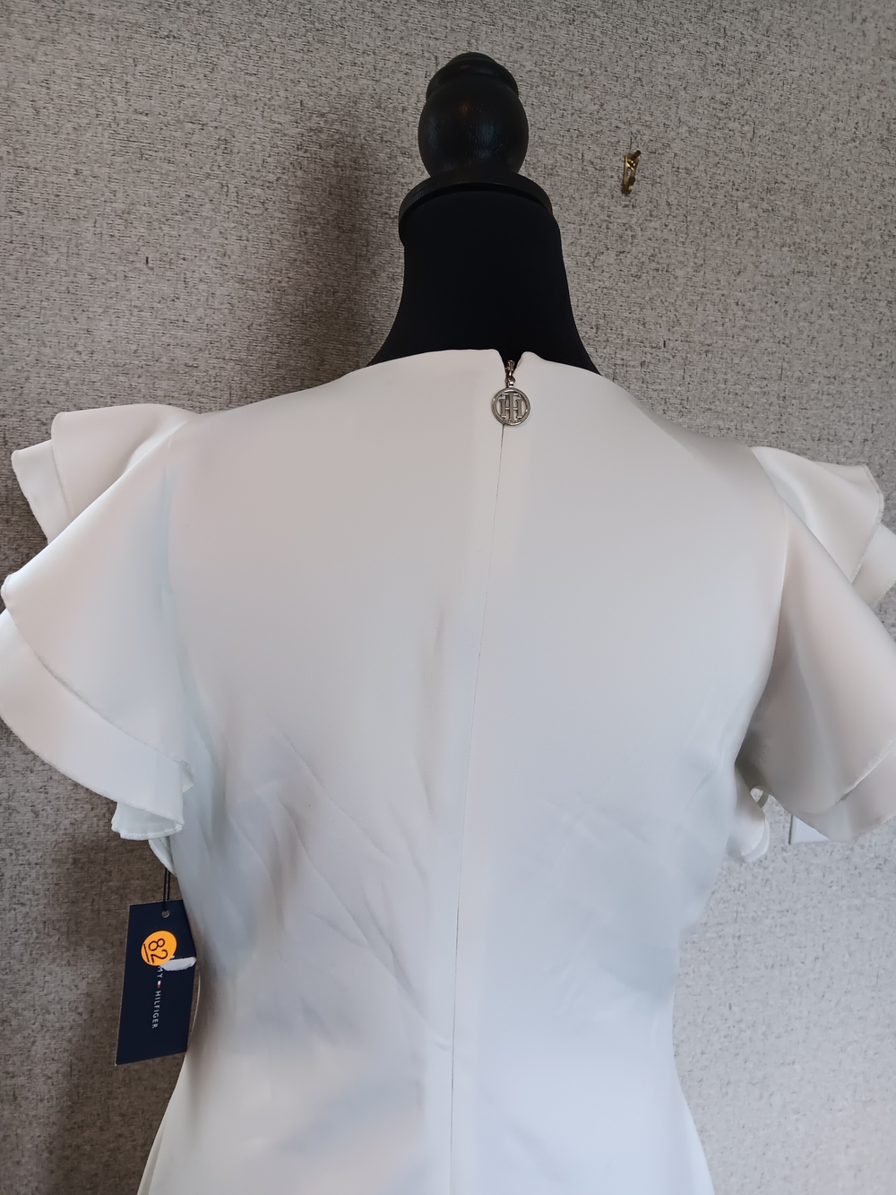 Tommy Hilfiger White Ruffle Sleeve Sheath Dress In Size 10 - Picture 3 of 4